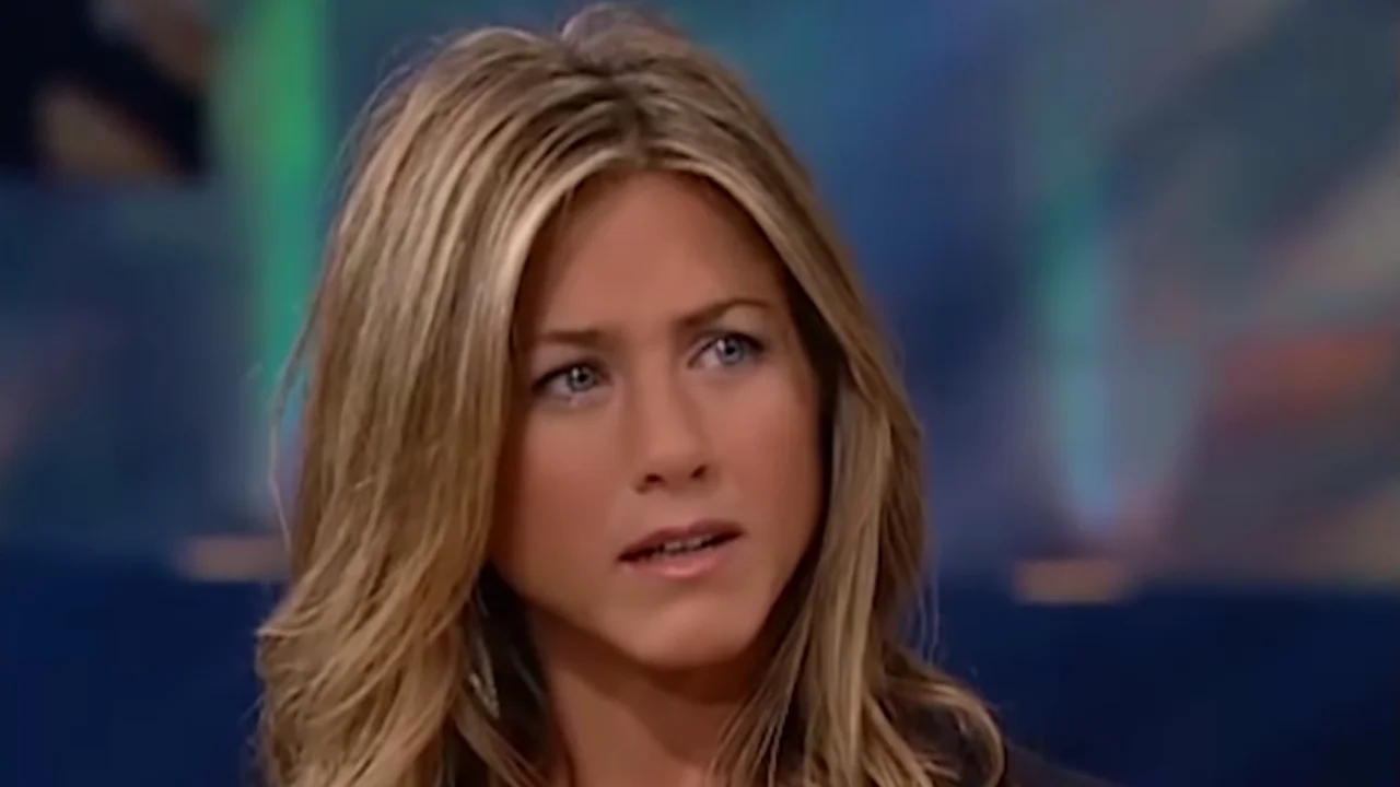 "UVEK MI JE BILO TEŠKO U VEZAMA": Dženifer Aniston otkrila razlog koji stoji iza njenih emocionalnih borbi 24 jwklsiwf 169