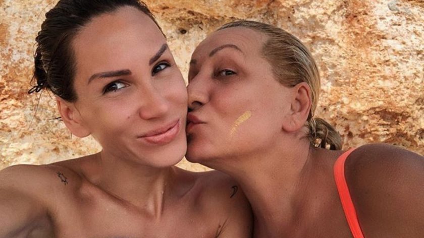 Nikolija slikama iz porodičnog albuma napravila haos na mrežama: Komentari na račun Vesne Zmijanac ne prestaju (FOTO) 1 nikolija