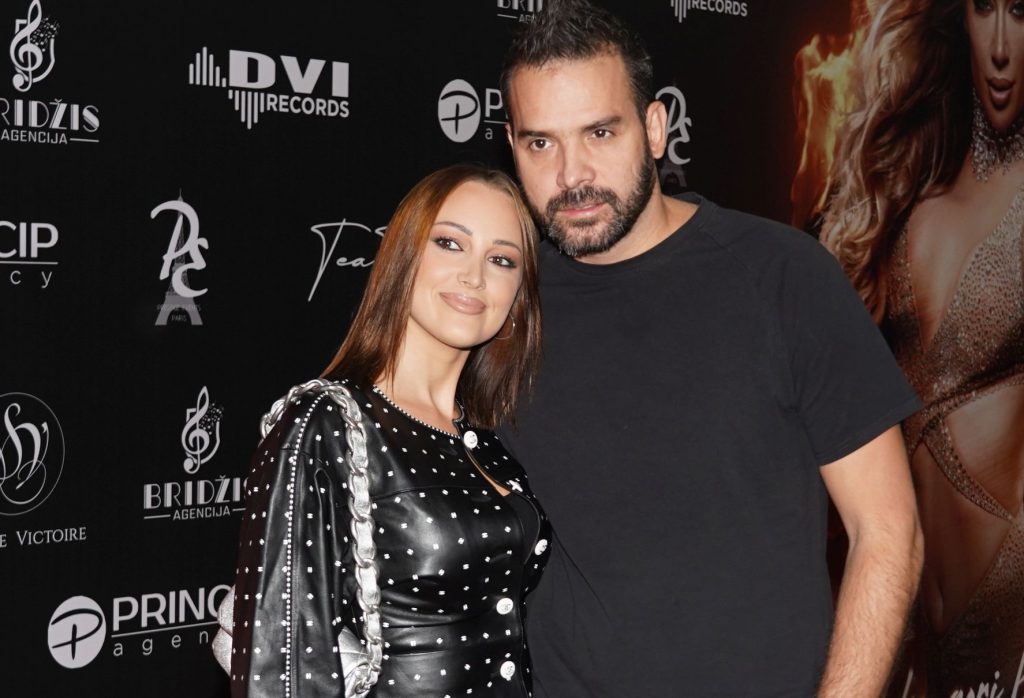 Porodila se Aleksandra Prijović! Pevačica po drugi put postala mama, evo kako se oseća nakon rođenja ćerke 1 prijovic