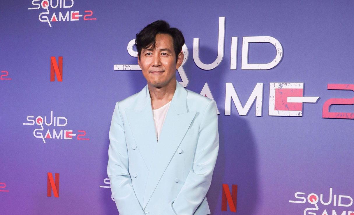 Odrastao je u siromaštvu, maštao o potpuno drugoj profesiji, a onda postao najplaćeniji korejski glumac: 10 činjenica o glavnoj zvezdi Squid Game-a koje sigurno niste znali 2 lee jung squid game