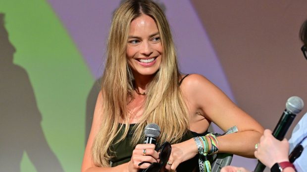 Prvo javno pojavljivanje Margo Robi nakon porođaja: U trudnoći se našla na meti brutalnih prozivki, a sada je zapušila usta hejterima (FOTO) 19 profimedia 1015609383