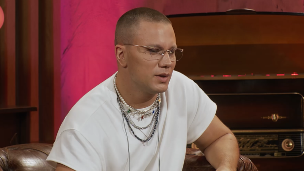 “Tu pesmu sam napisao kada sam izašao iz bolnice nakon što sam upucan”: Relja Popović otkrio tajnu iza stihova njegovog velikog hita 20 Screenshot 2025 10 17 105658